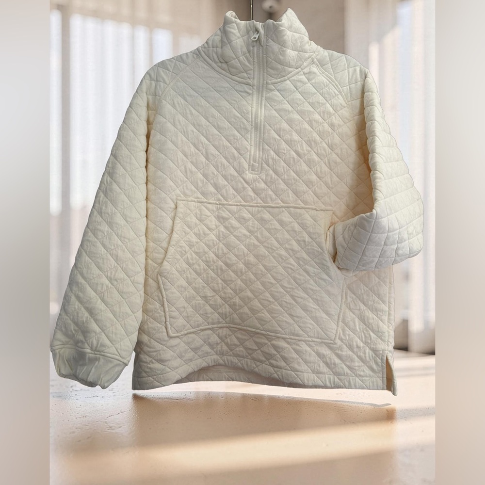 Mono B Quilted Half VIP